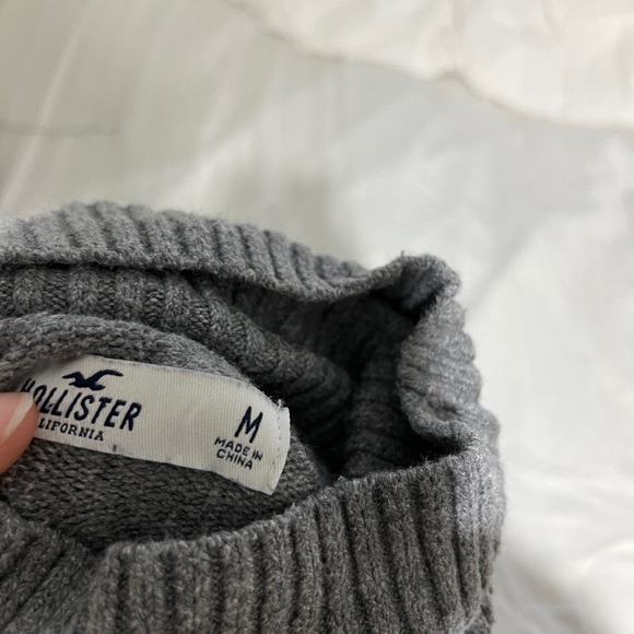 Hollister Sweater Dress - Picture 3 of 3